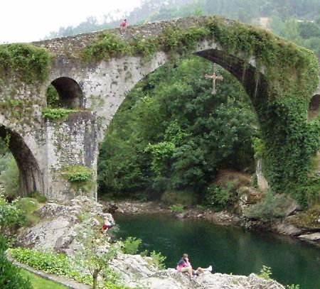 La Ablaneda Pension Soto De Cangas Buitenkant foto